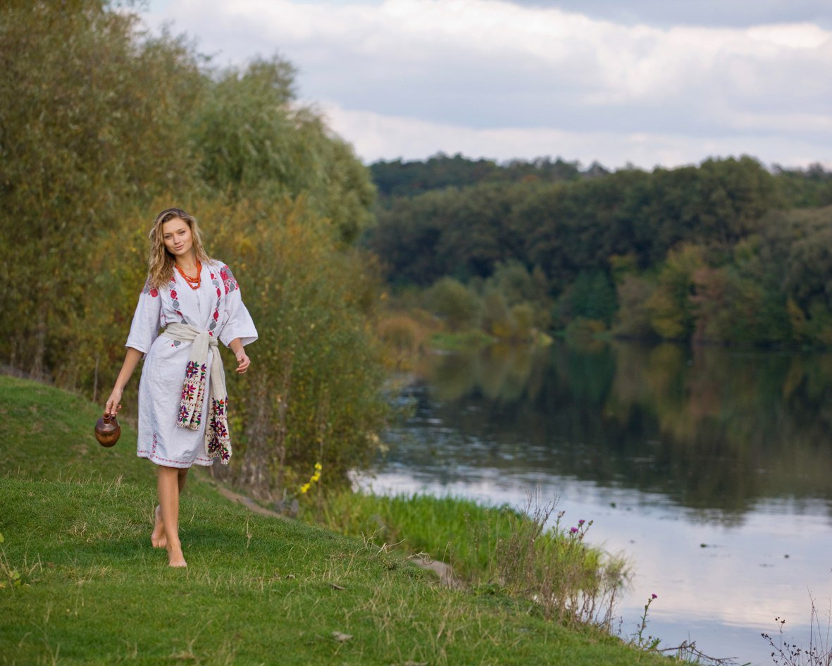 Nude girl Slavic women in Conakry